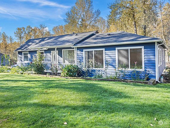3rd image of 14004 94th Avenue E