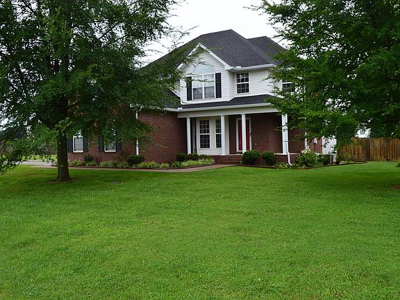 2nd image of 305 Autumn Glenn Dr