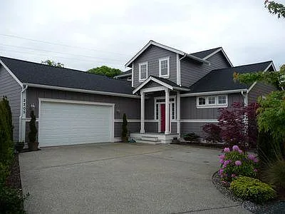 2205 19th St Photo 1