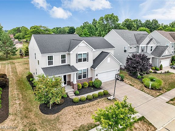 2nd image of 287 E Legend Ct