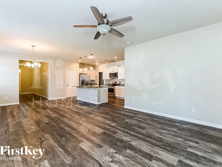 301 Mincy St — Photo 3