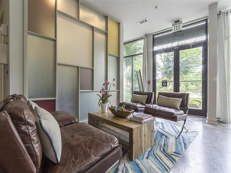 Glenwood Park Lofts — Photo 13