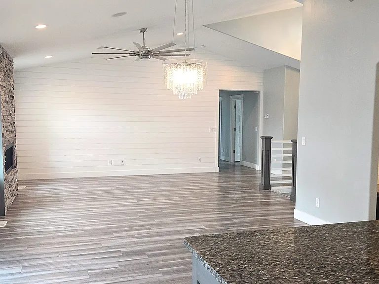 4802 Porter Dr — Photo 15