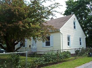 84 Bleacker Rd, Rochester, NY 14609