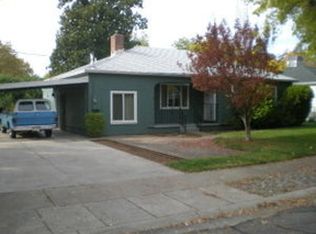 2065 Canal Dr, Redding, CA 96001