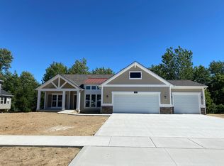 996 Waterscape Dr, Byron Center, MI 49315