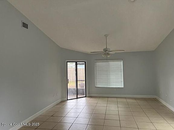2nd image of 768 White Pine Ave #768