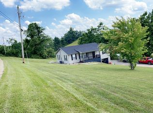 173 S Tree Tower Rd, Sandgap, KY 40481