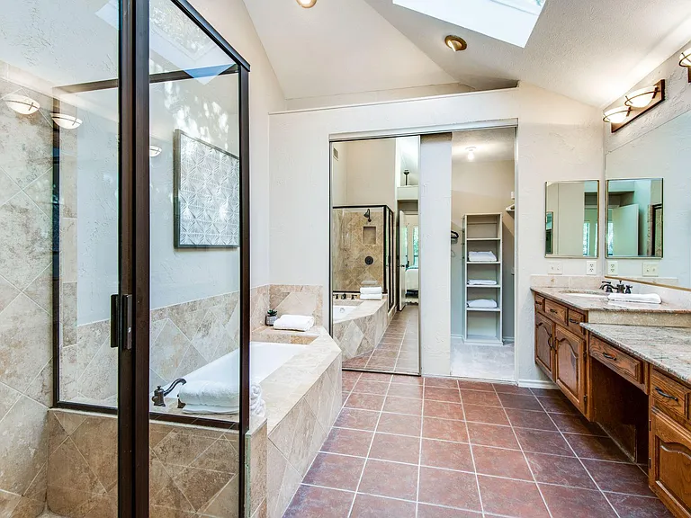 1624 Sutters Mill Dr — Photo 6