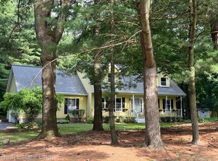 433 Bonnie Cir, Howell, MI 48843