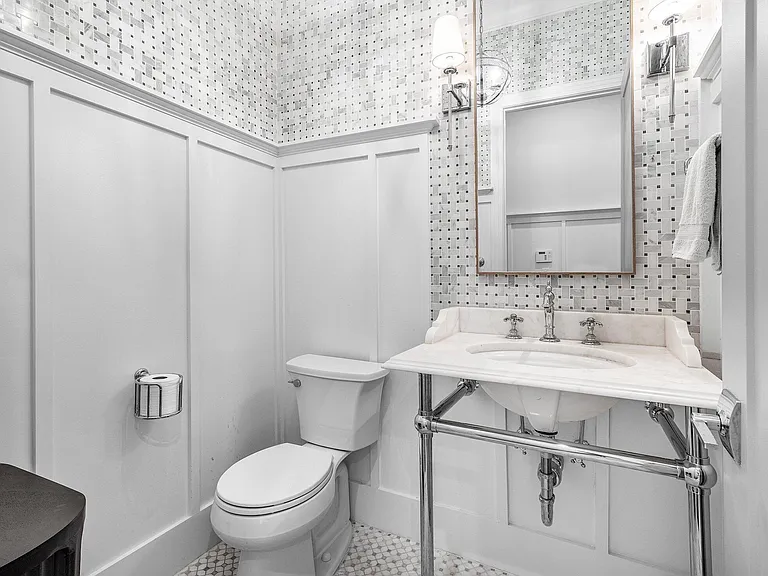 2100 Notre Dame Dr — Photo 28