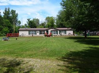 1345 E Grant Rd, Ithaca, MI 48847