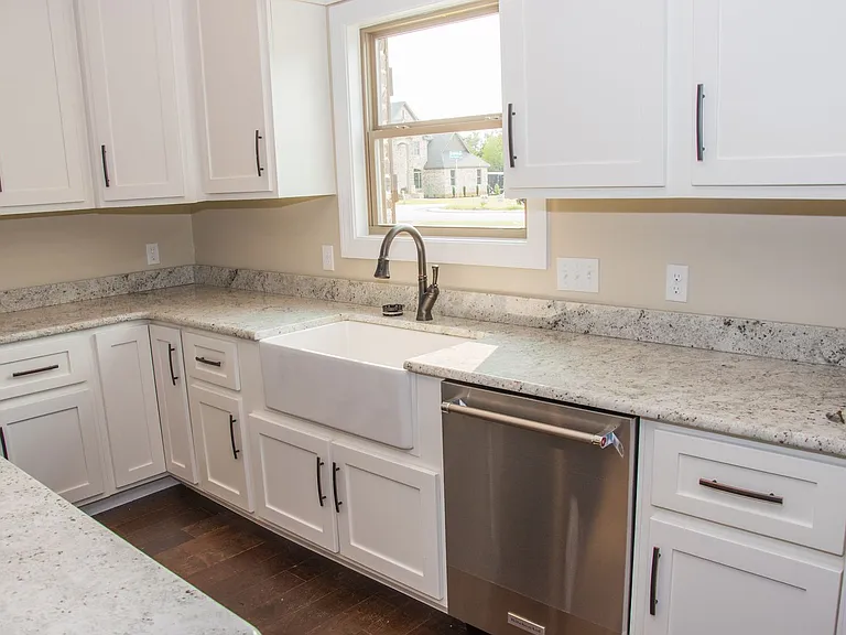 4269 Farmington Cv — Photo 7