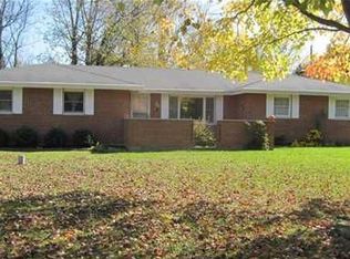 2470 Rosewood Dr, Troy, OH 45373