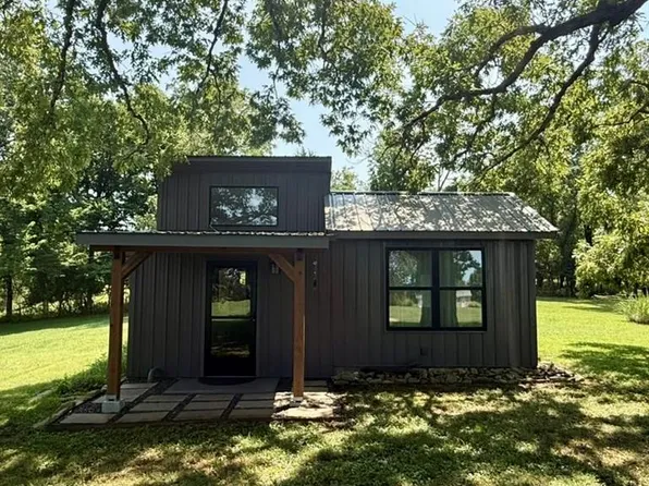 9007 Crossman Rd, Bonne Terre, MO 63628