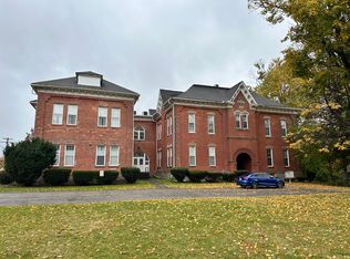 97 South Ave #8, Webster, NY 14580