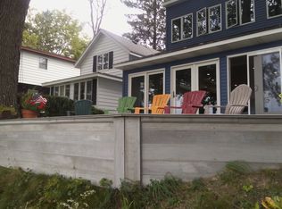 55250 Indian Lake Rd, Dowagiac, MI 49047