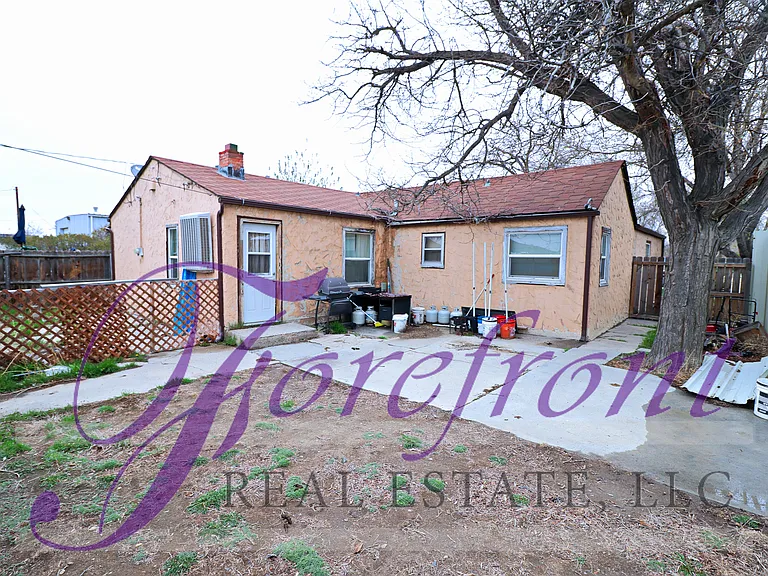 428 N Jackson St — Photo 3