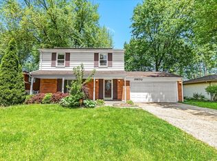 19870 Butternut Ln, Southfield, MI 48076