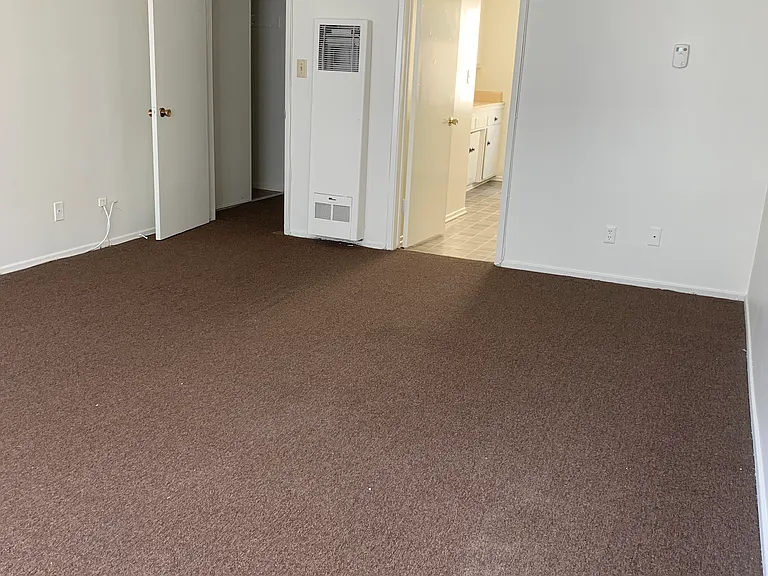 724 S Sycamore Ave #102 — Photo 18