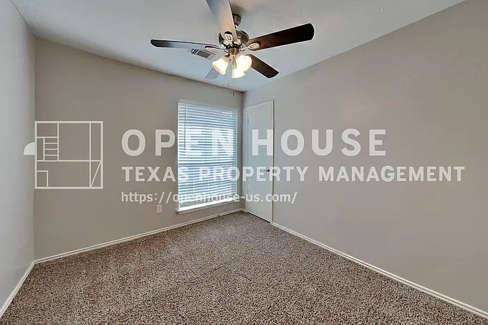11910 Westwold Dr — Photo 15