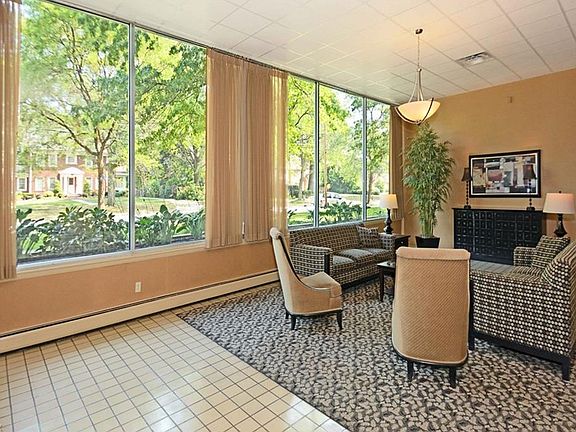 3rd image of 10301 Lake Ave APT 511