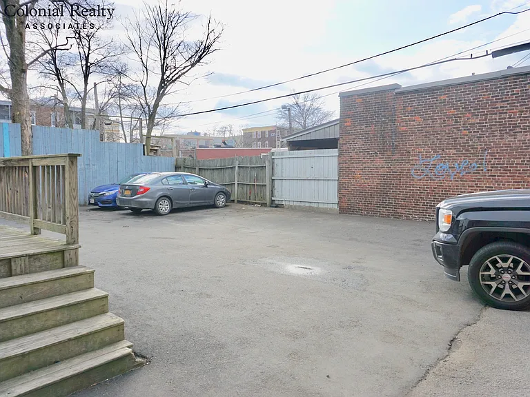 17 Highgate St #11 — Photo 20