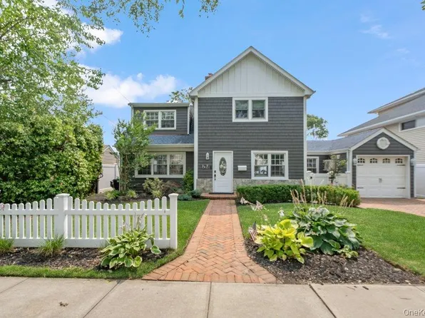 57 Beach Road, Massapequa, NY 11758