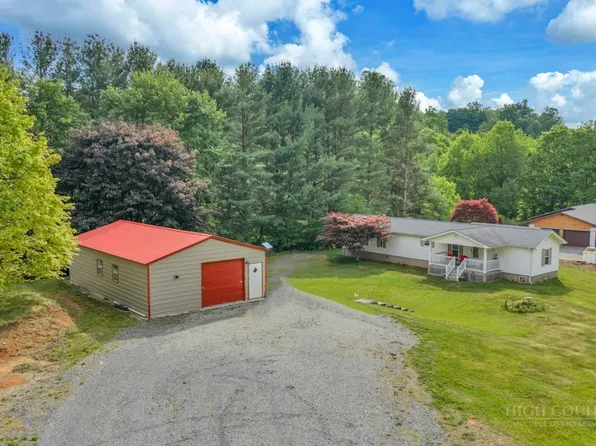 156 Slabtown Road, Zionville, NC 28698