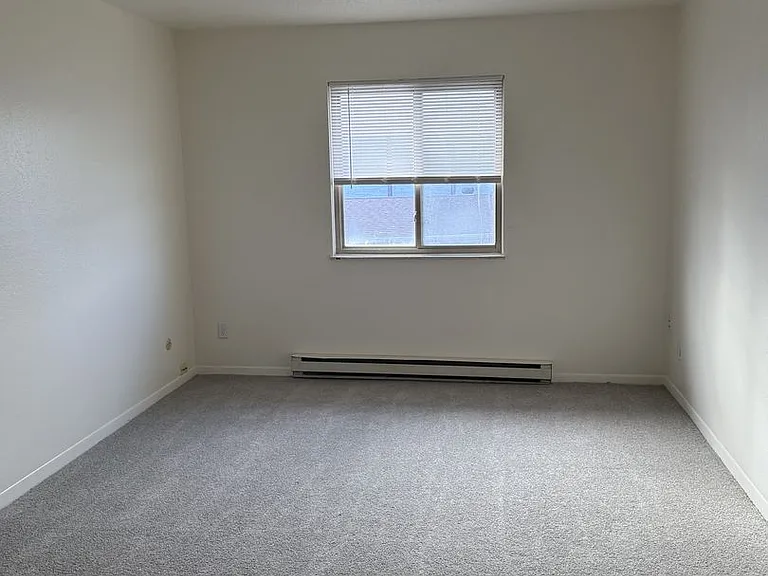 807 Three Meadows Dr — Photo 21