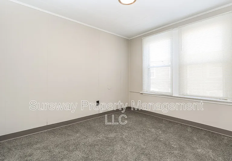 8 W 8th St — Photo 13
