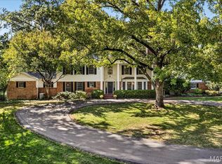 149 N Spoede Rd, Saint Louis, MO 63141