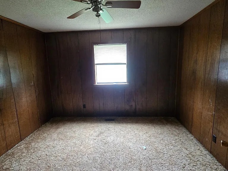 Unit Photo