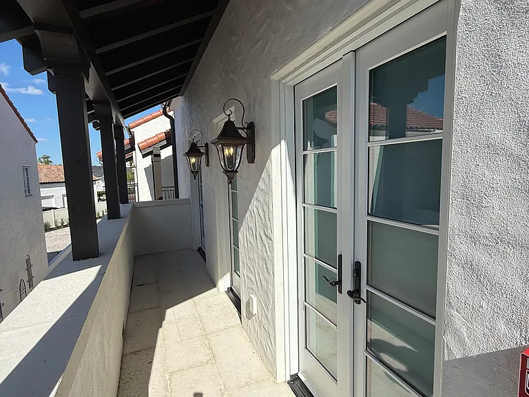 301 W Comstock Ave #3 — Photo 29