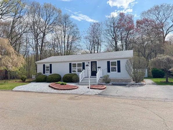 9 Kylee Dr, Plainville, MA 02762