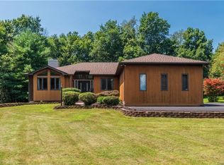 15 Kimberly Dr, Campbell Hall, NY 10916