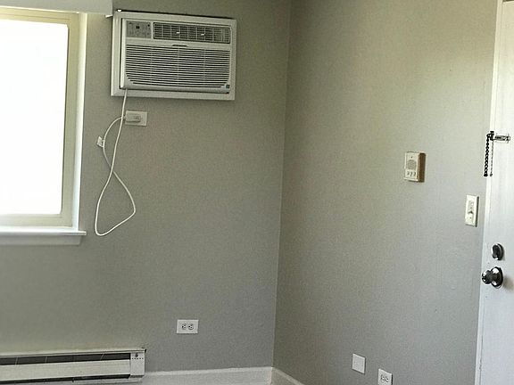 5th image of 1802 N Green Ln S APT 3A