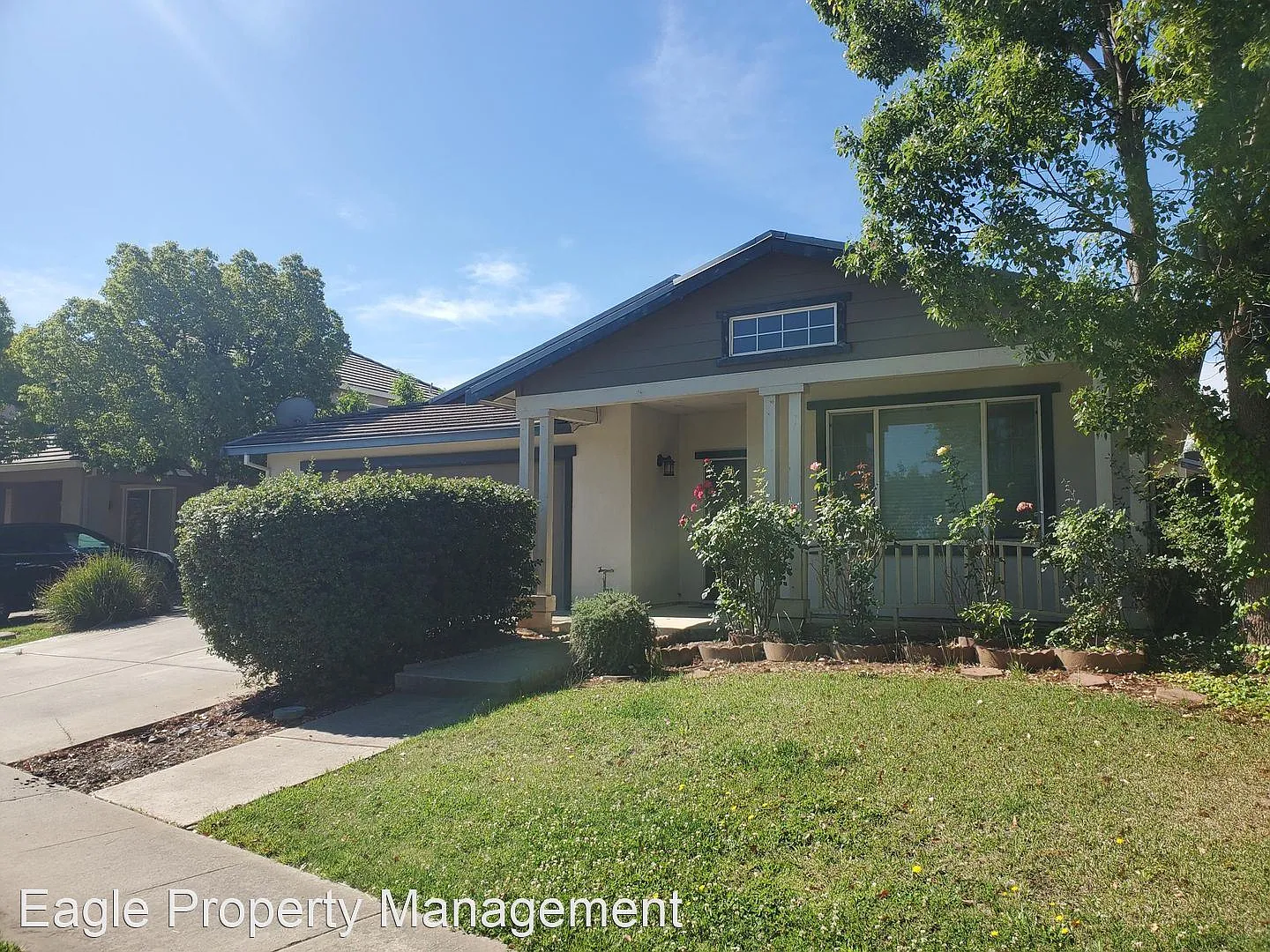 9582 Crisswell Dr photo 1