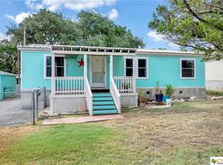 338 Creekside Dr, Canyon Lake, TX 78133