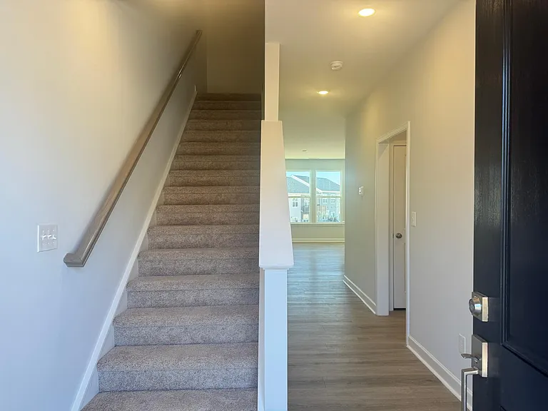 23 Nettle Ln — Photo 2