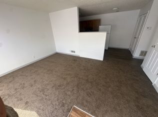 2510 Lindsay Ave #B-B5, Louisville, KY 40206