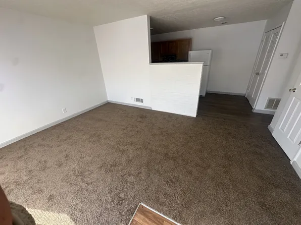 2510 Lindsay B - B5, 2510 Lindsay Ave #B-b5, Louisville, KY 40206