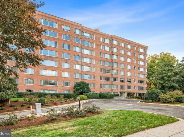 4200 Cathedral Ave NW APT 818, Washington, DC 20016