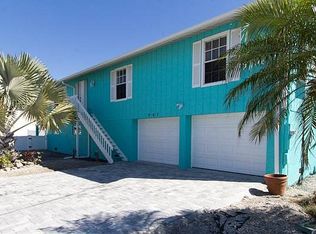 201 30th St, Holmes Beach, FL 34217