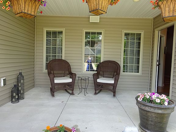 5th image of 21216 Breckenridge Ln