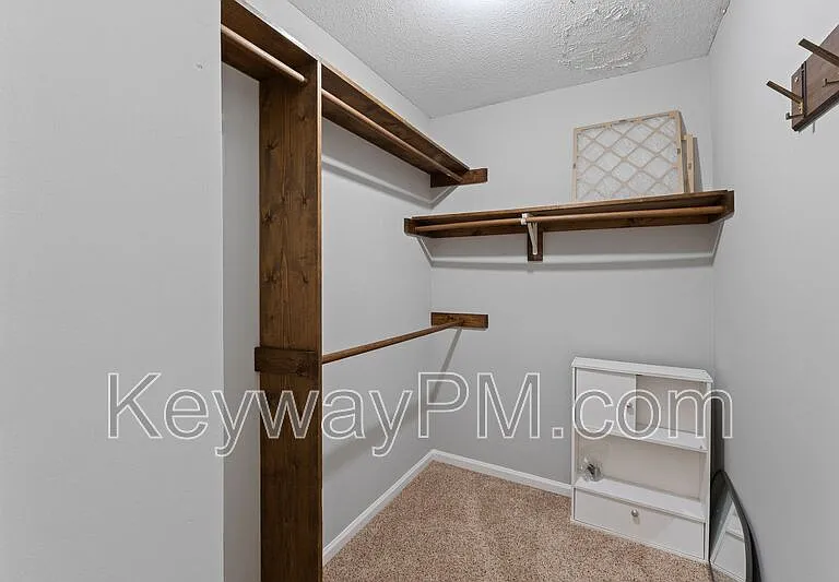 255 Silver Maple Rd — Photo 14