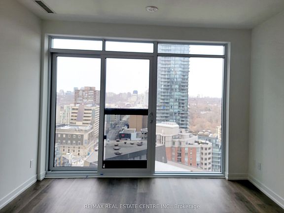 5th image of 771 Yonge St #2107