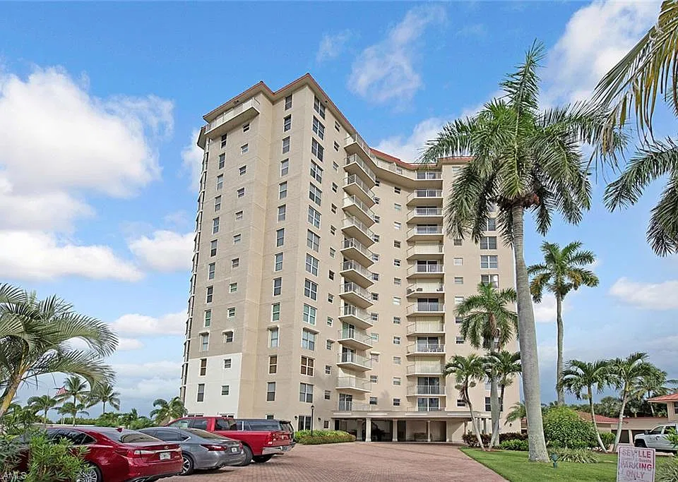 10701 Gulf Shore Dr #702