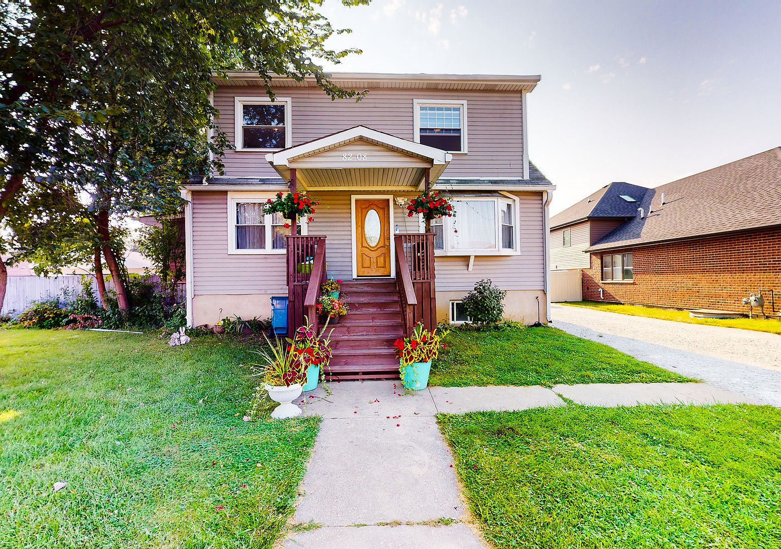 8208 Normandy Ave, Burbank, IL 60459 Zillow