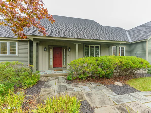 201 Brittany Place, Niskayuna, NY 12309
